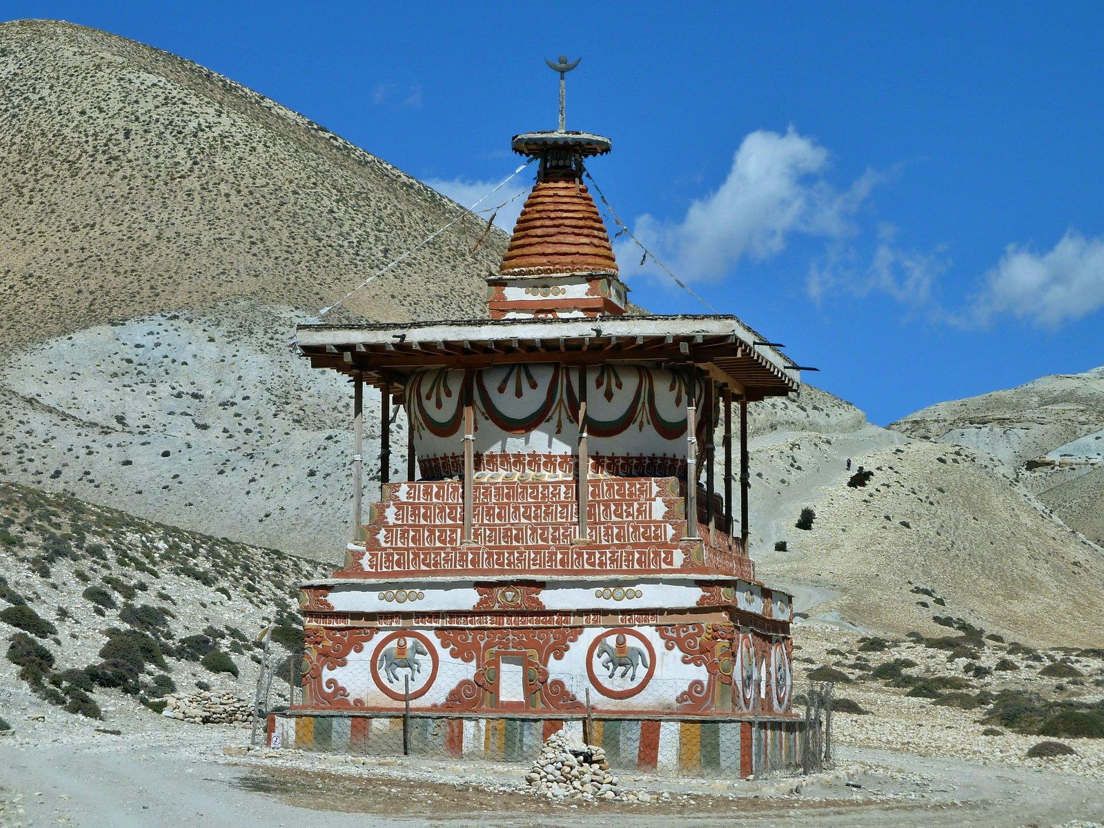 Trekking trail in Upper Mustang Nepal